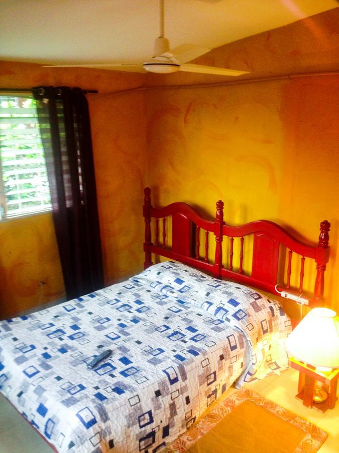 אלטו בוקט El Risco Hostel: Bed And Breakfast מראה חיצוני תמונה